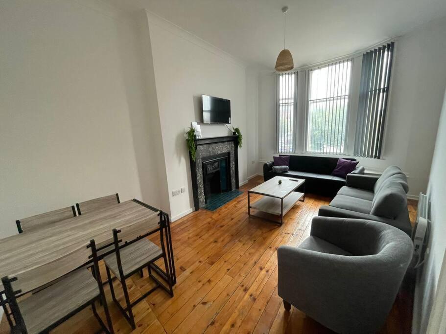 Spacious Flat For 6 City Center Gs305 Sheffield Exterior foto